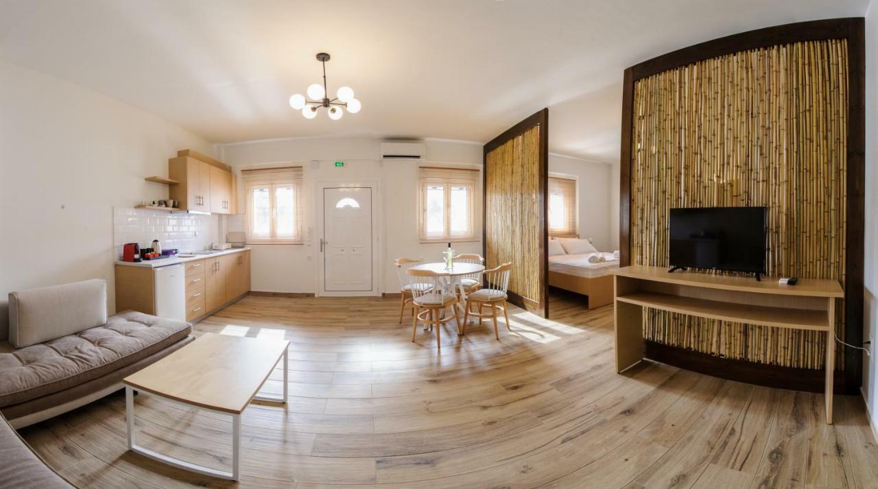 Status Luxury Apartments And Penthouse Парга Экстерьер фото