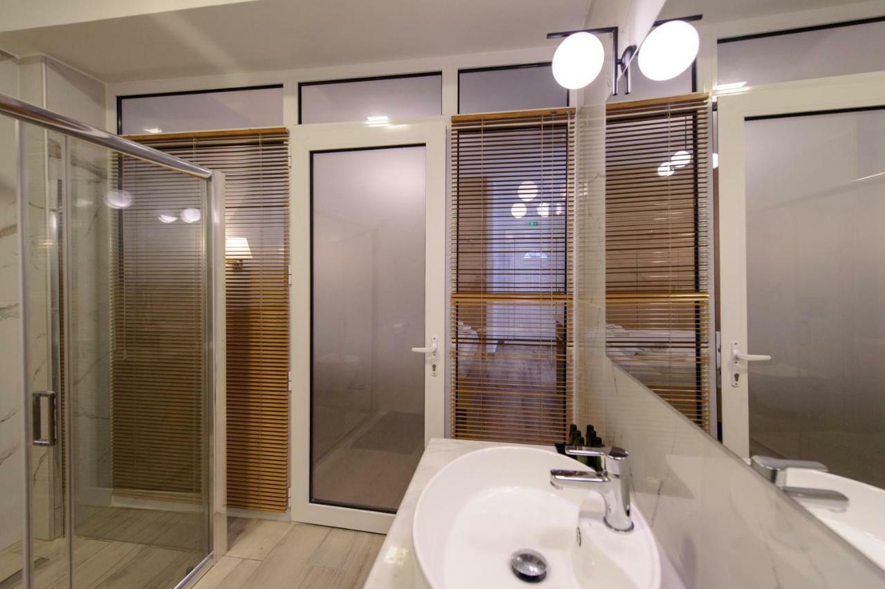 Status Luxury Apartments And Penthouse Парга Экстерьер фото